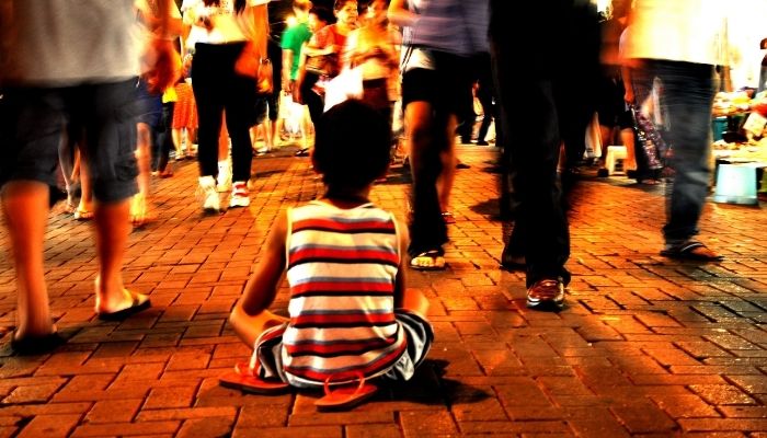 POLÍTICA MUNICIPAL DE ATENÇÃO À CRIANÇAS E ADOLESCENTES EM SITUAÇÃO DE RUA E NA RUA